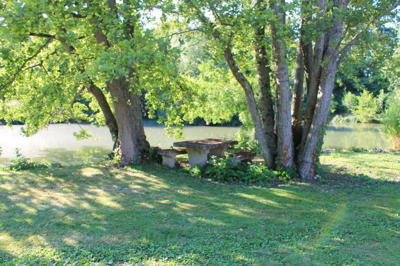 La Cour Du Moulin Hotell Mer Exteriör bild